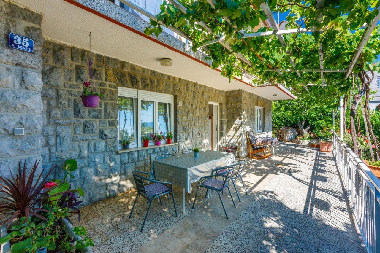 Apartment Leo Nona Novi Vinodolski Exterior photo